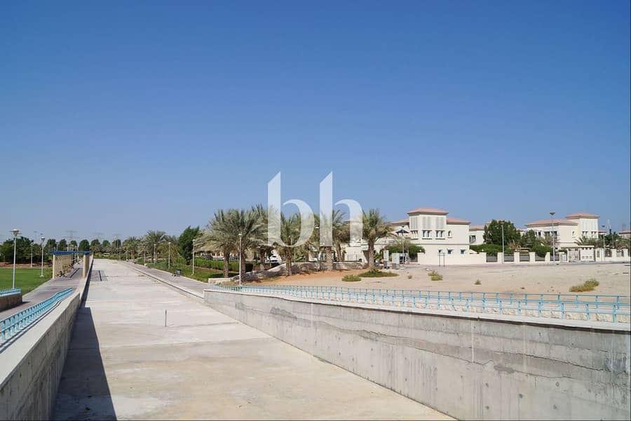 8 images image img