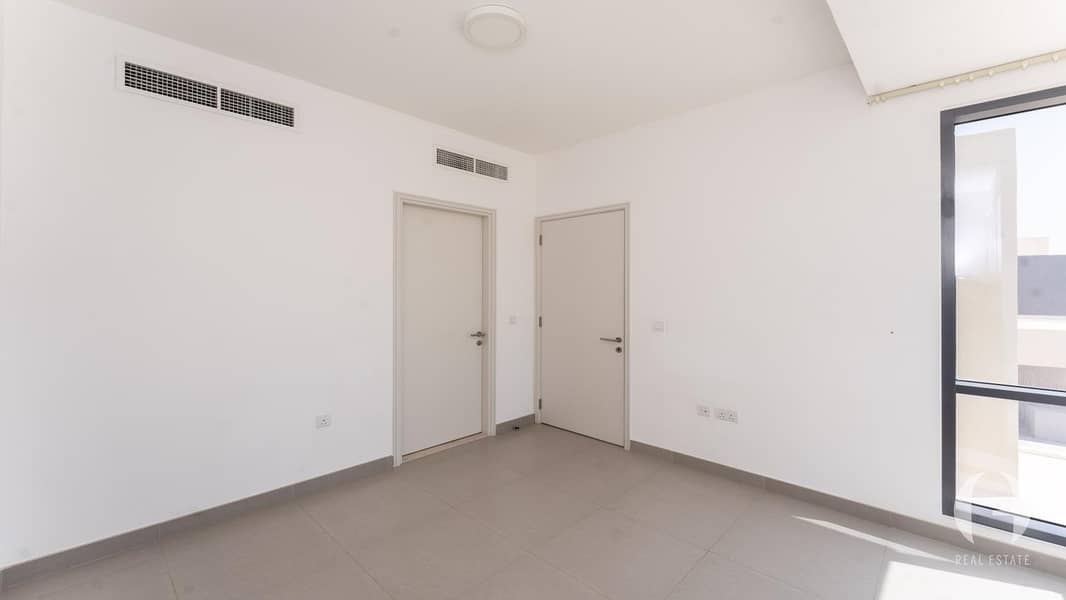13 Image 13