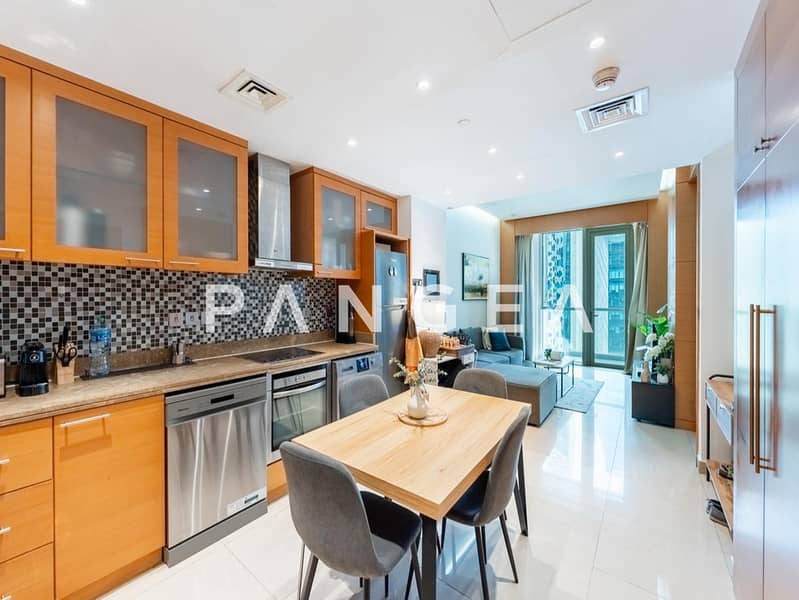 Vacant End Of August | Fully Furnished | Mid Floor Vacant End Of August | Fully Furnished | Mid Floor