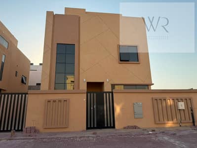 4 Bedroom Villa for Sale in Hoshi, Sharjah - WhatsApp Image 2026-07-27 at 12.07. 57 PM (14). jpeg 4 Bedroom Villa for Sale in Hoshi, Sharjah - WhatsApp Image 2026-07-27 at 12.07. 57 PM (14). jpeg
