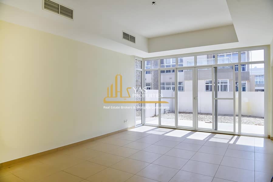 2 3 BR MODERN TOWN HOUSE MIDDLE. jpg