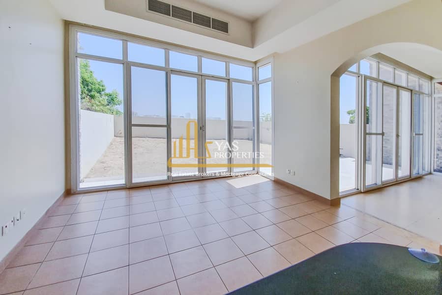 3 3 BR MODERN TOWN HOUSE MIDDLE-10. jpg