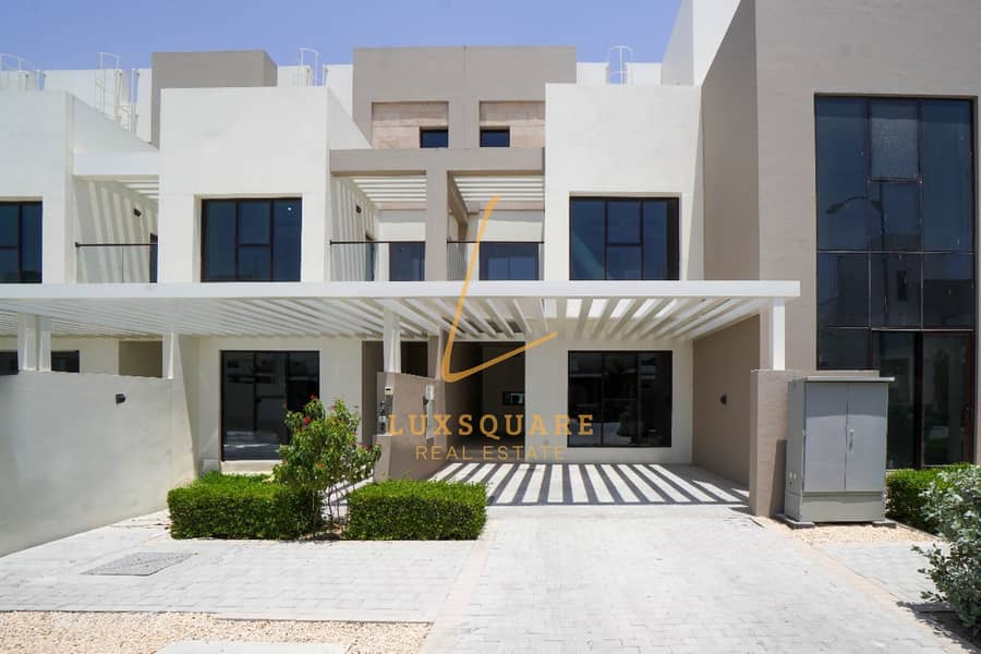 Reihenhaus in DAMAC Hills,Greenwoods, 4 schlafzimmer, 4500000 AED - 15982338 Reihenhaus in DAMAC Hills,Greenwoods, 4 schlafzimmer, 4500000 AED - 15982338