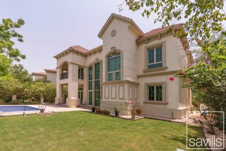 4 Bedroom Villa for Rent in Jumeirah Islands, Dubai - Upgraded | Spacious | Large Plot | Lake View 4 Bedroom Villa for Rent in Jumeirah Islands, Dubai - Upgraded | Spacious | Large Plot | Lake View