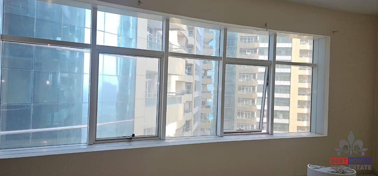 10 HT2BHK6. jpg