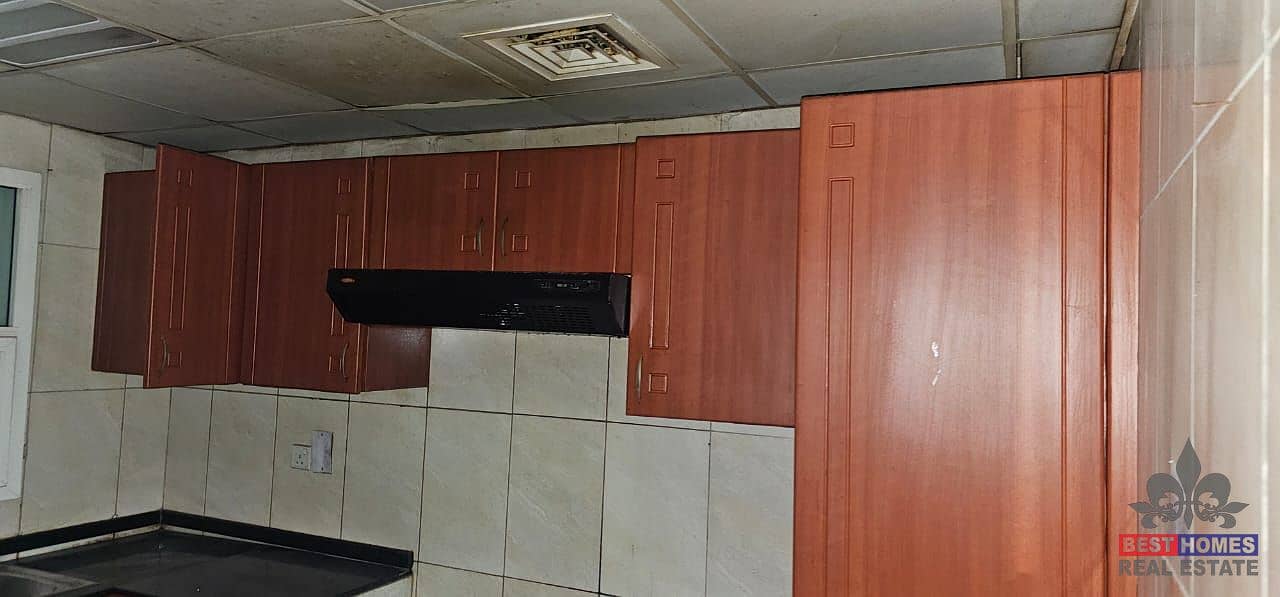 14 HT2BHK13. jpg