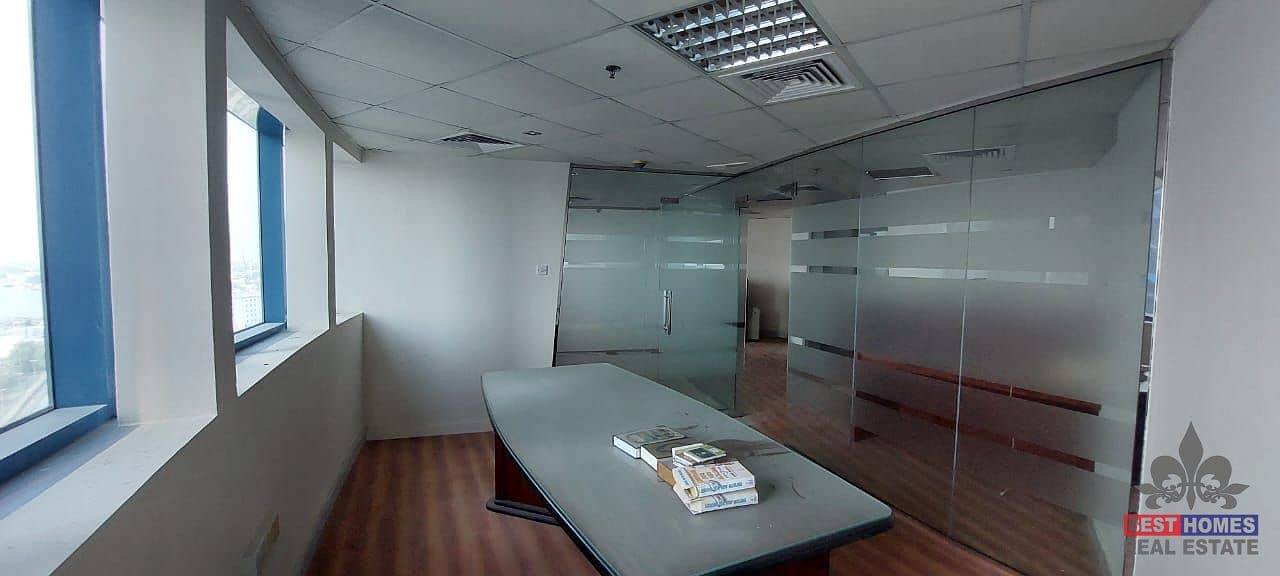 7 FALCON OFFICE6. jpeg