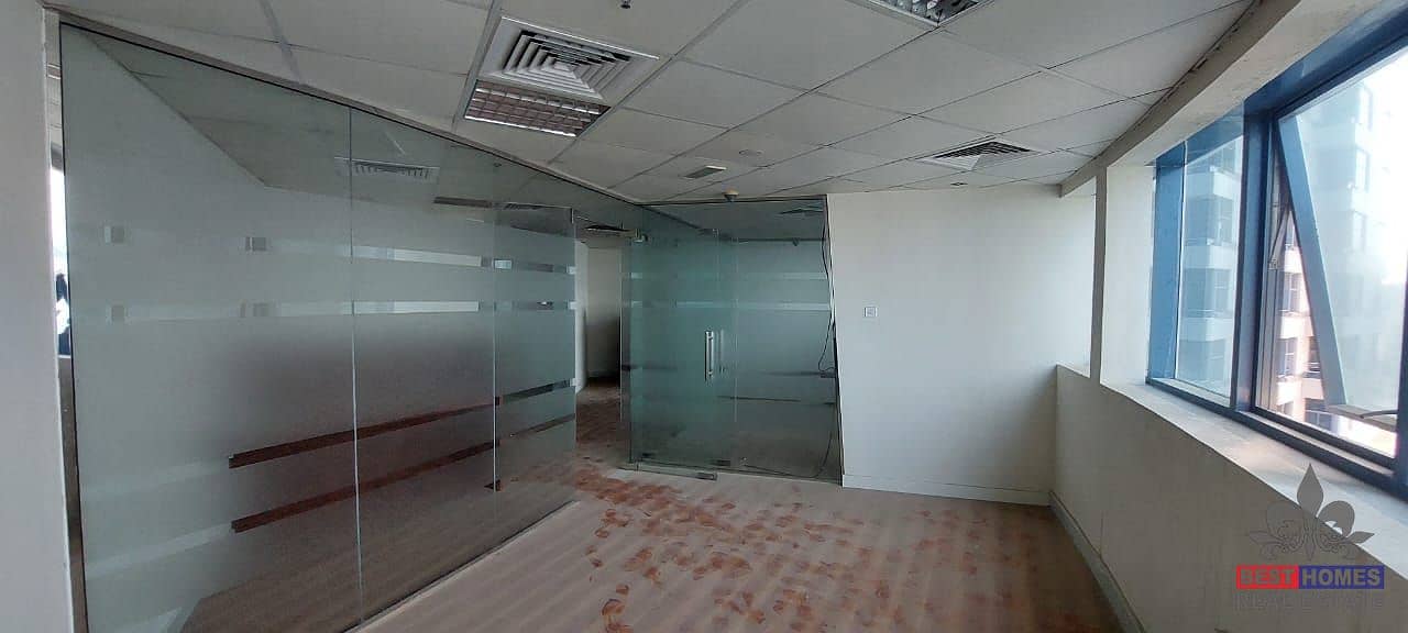 11 FALCON OFFICE10. jpeg