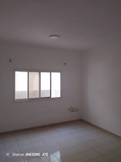 1 Bedroom Apartment for Rent in Al Majaz, Sharjah - WhatsApp Image 2026-07-27 at 4.39. 09 PM. jpeg 1 Bedroom Apartment for Rent in Al Majaz, Sharjah - WhatsApp Image 2026-07-27 at 4.39. 09 PM. jpeg