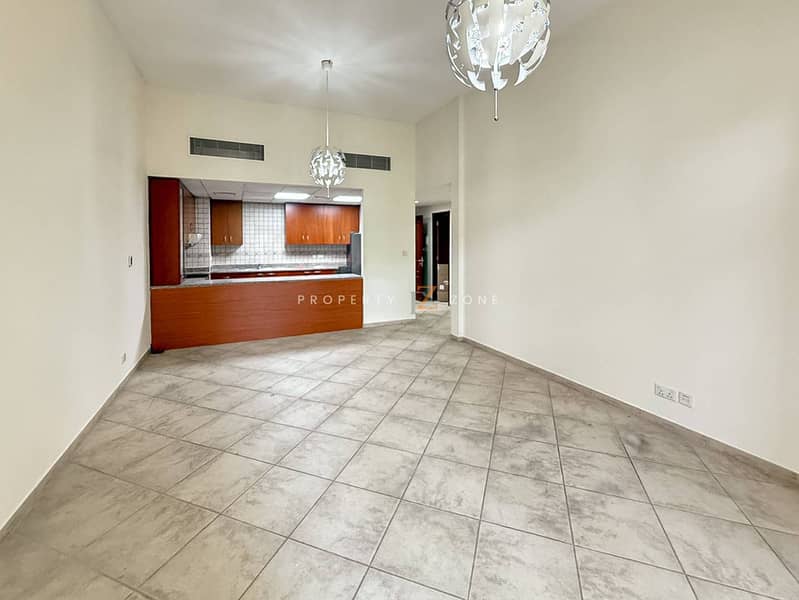 Garden View | Well-Maintained | Vacant Sept. 2026 Garden View | Well-Maintained | Vacant Sept. 2026