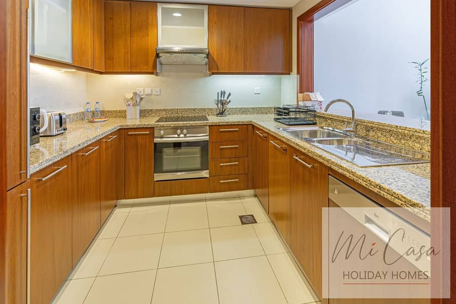 13 Kitchen. jpg