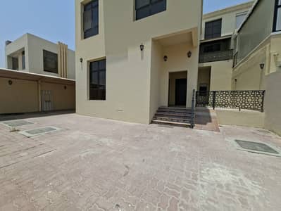 Villa de 5 chambres à à louer à Hoshi, Sharjah - 81676. jpg