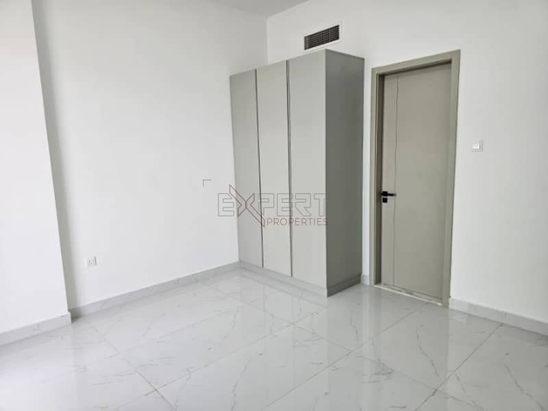 8 Image 8