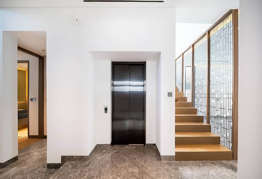 9 Luxury-Villa-Private-Pool-Backing-04. jpg