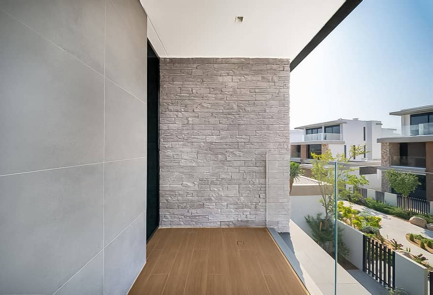 29 Luxury-Villa-Private-Pool-Backing-16. jpg