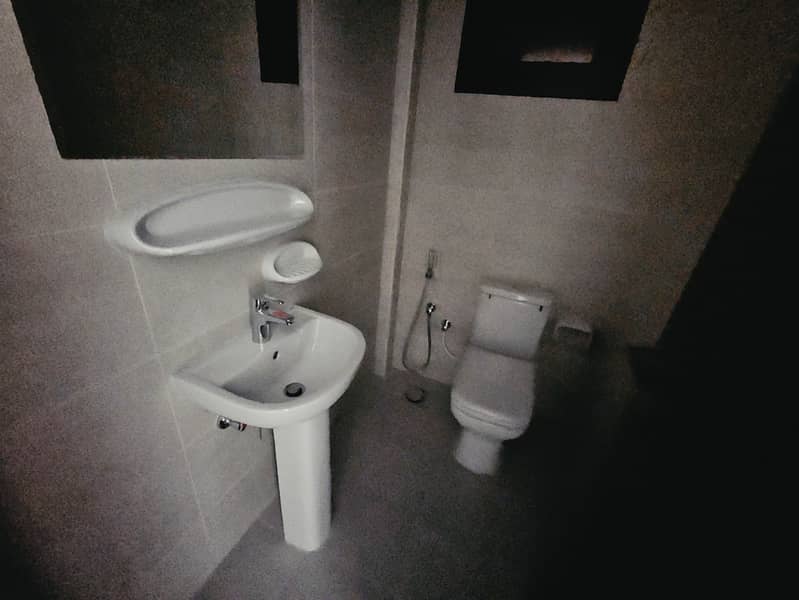 9 518481. jpg