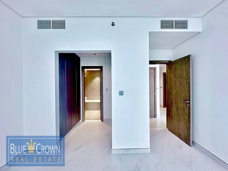 7 e8f6fba3-7625-4f72-b559-08250559bf27. jpg