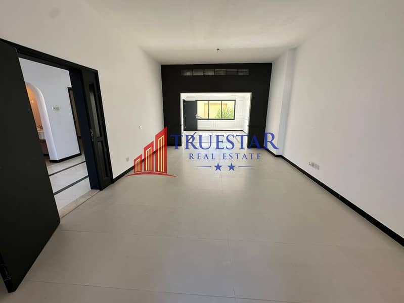 5 3e395fcf-efd4-492b-b18f-a8d212a05d09. jpg