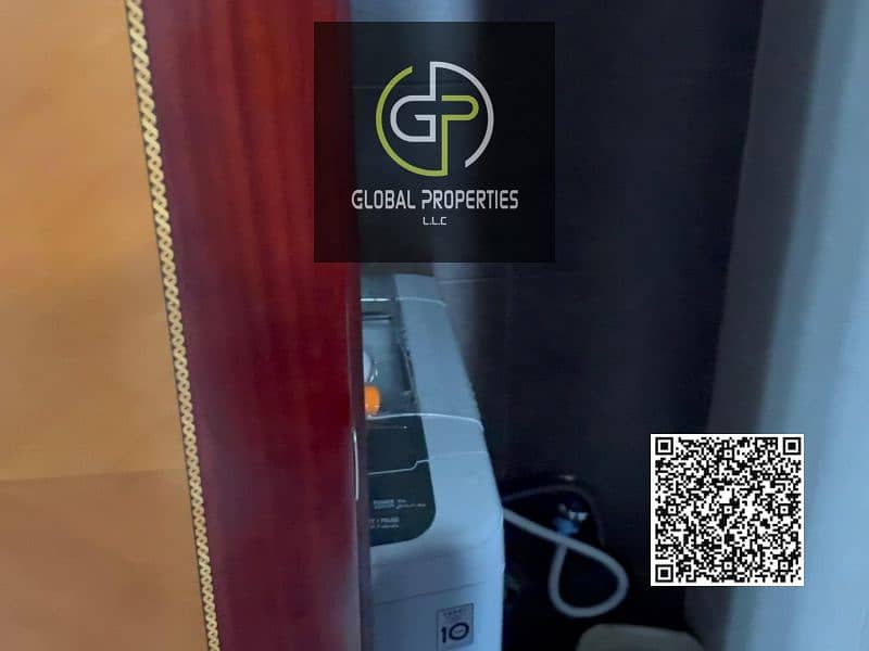 12 New QR - 11. jpeg