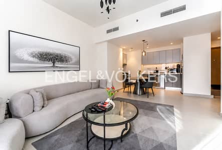 2 Bedroom Flat for Rent in Downtown Dubai, Dubai - Prime | Bright & Modern | Furnished