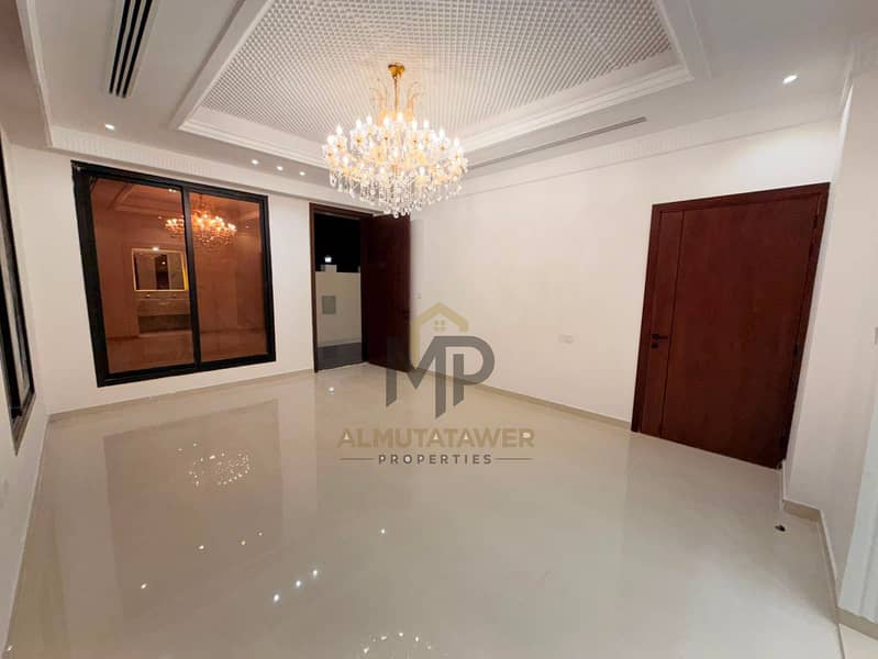 8 9. jpeg
