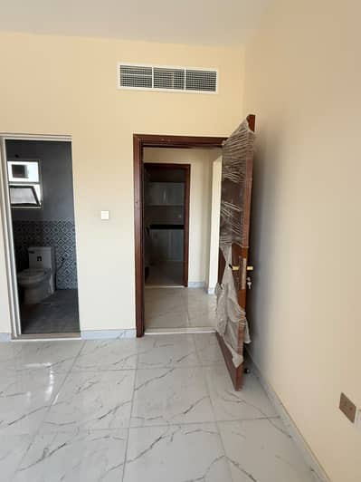 Labour Camp in Affitto a Al Jurf, Ajman - WhatsApp Image 2026-07-16 at 3.08. 19 PM. jpeg Labour Camp in Affitto a Al Jurf, Ajman - WhatsApp Image 2026-07-16 at 3.08. 19 PM. jpeg