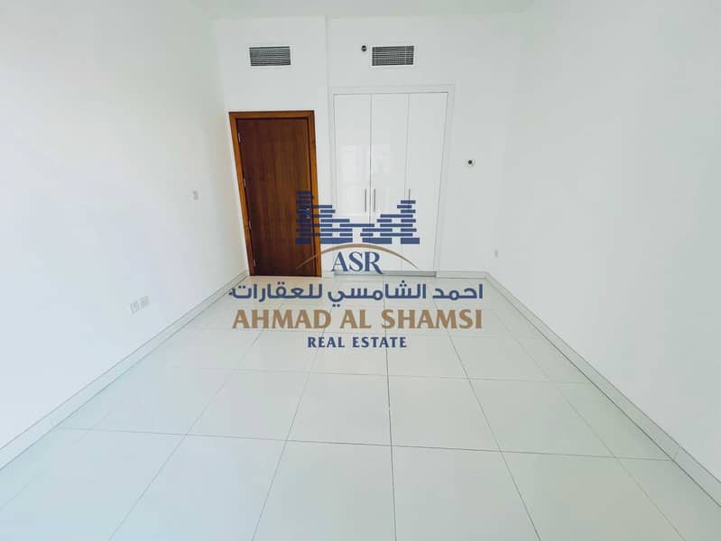 18 a3f12f26-db8a-436f-9951-bd3b29dd3b33. jpg