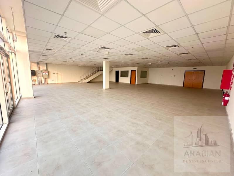 7 full showroom 1. jpeg