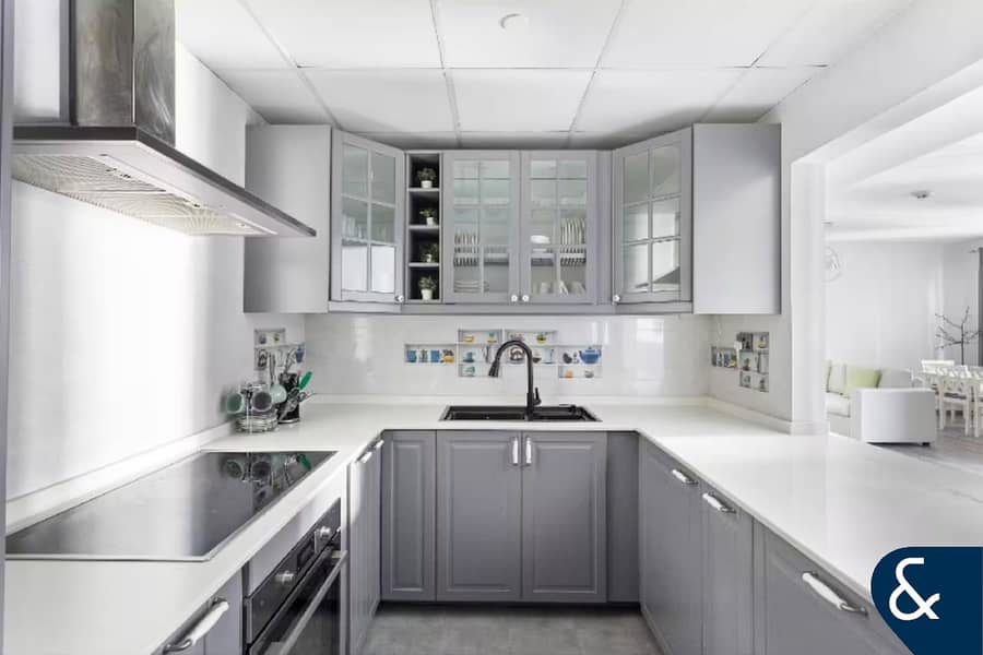 Fully Upgraded | Furnished | Vacant Fully Upgraded | Furnished | Vacant