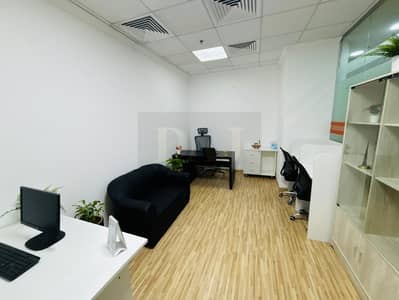 Office para en Alquiler en Bur Dubai, Dubai - 8b8d7158-f847-46aa-962a-2cbd9ab893d6. jpg Office para en Alquiler en Bur Dubai, Dubai - 8b8d7158-f847-46aa-962a-2cbd9ab893d6. jpg