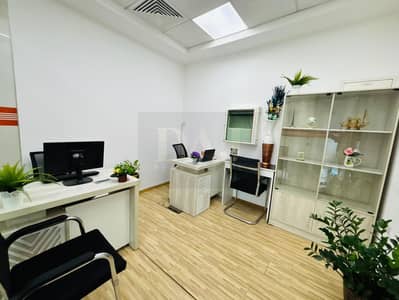 Office para en Alquiler en Bur Dubai, Dubai - 33dadea3-3876-4c41-984b-64a5ccd6989b. jpg Office para en Alquiler en Bur Dubai, Dubai - 33dadea3-3876-4c41-984b-64a5ccd6989b. jpg