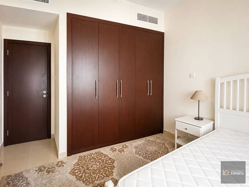 6 BED WARDROBE. png
