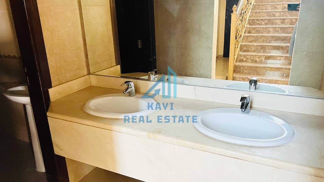 3 08924953-d240-4712-8a86-41920704c32f. jpg