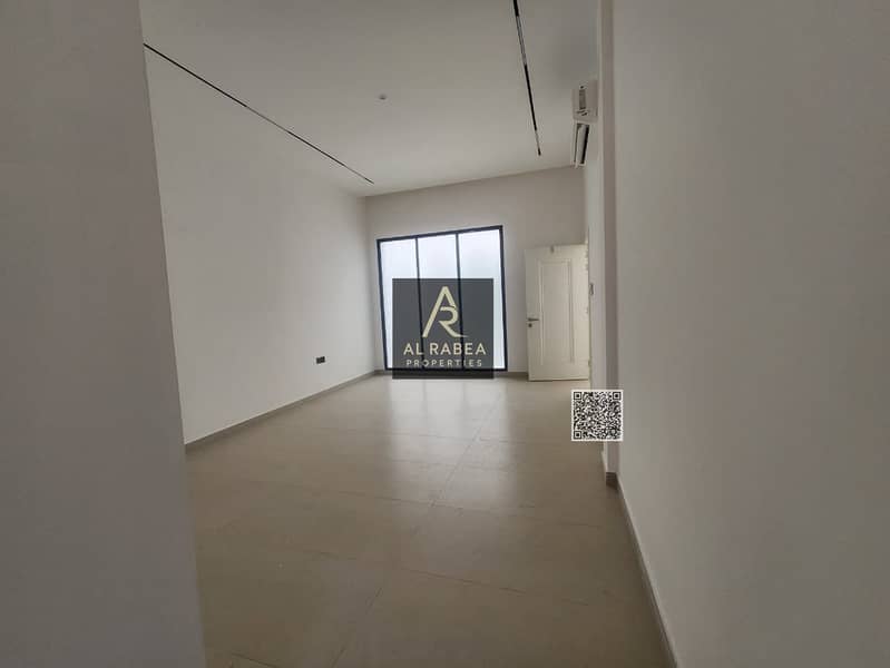 2 d64c1375-9887-4c38-9946-9a435aaf7e04. jpg