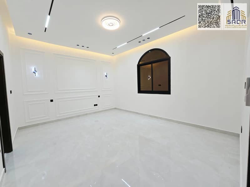 22 f4debc42-56cb-4a3b-a4ec-fc6930a96b70. jpg