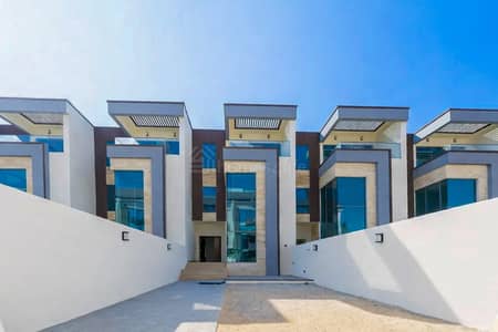 4 Bedroom Villa for Sale in Jumeirah Village Circle (JVC), Dubai - Exclusive 4BR Townhouse w/ Lift - JVC D14 4 Bedroom Villa for Sale in Jumeirah Village Circle (JVC), Dubai - Exclusive 4BR Townhouse w/ Lift - JVC D14
