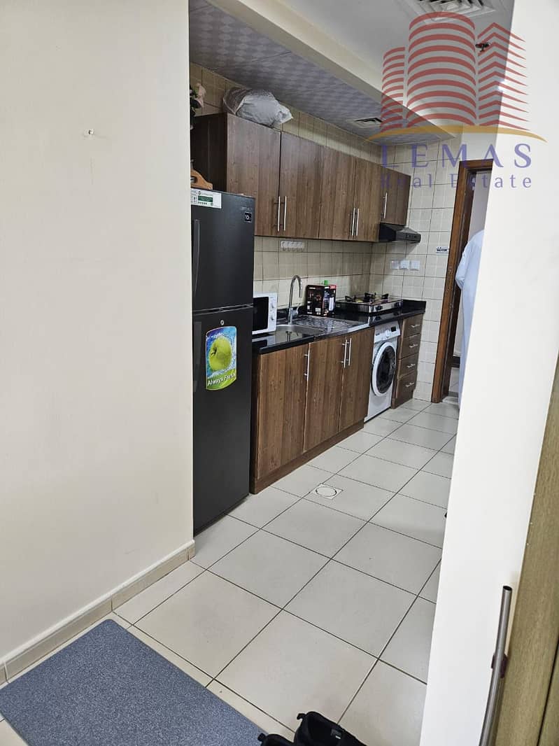 6 ee7d10ba-f95b-4474-b462-433f946a3650. jpg