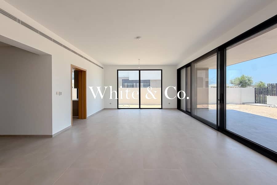 Best location | Green Belt | Ready Now Best location | Green Belt | Ready Now