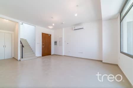 3 Schlafzimmer Townhouse zum zur Miete in Town Square, Dubai - 2. jpg