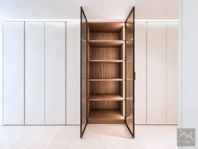 5 closet. jpg