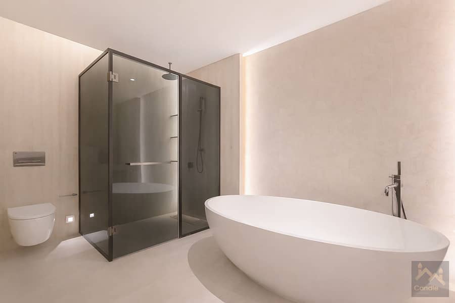 8 master bathroom 1. jpg