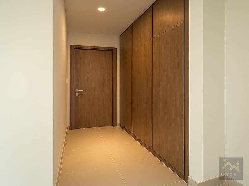 19 room closet. jpg