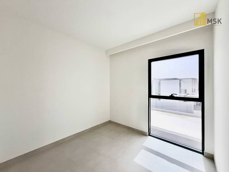 11 R180-22. jpg