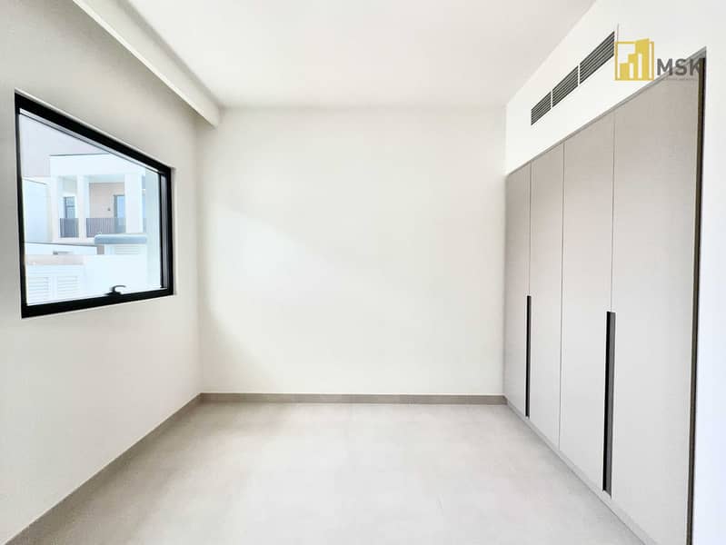 22 R180-34. jpg