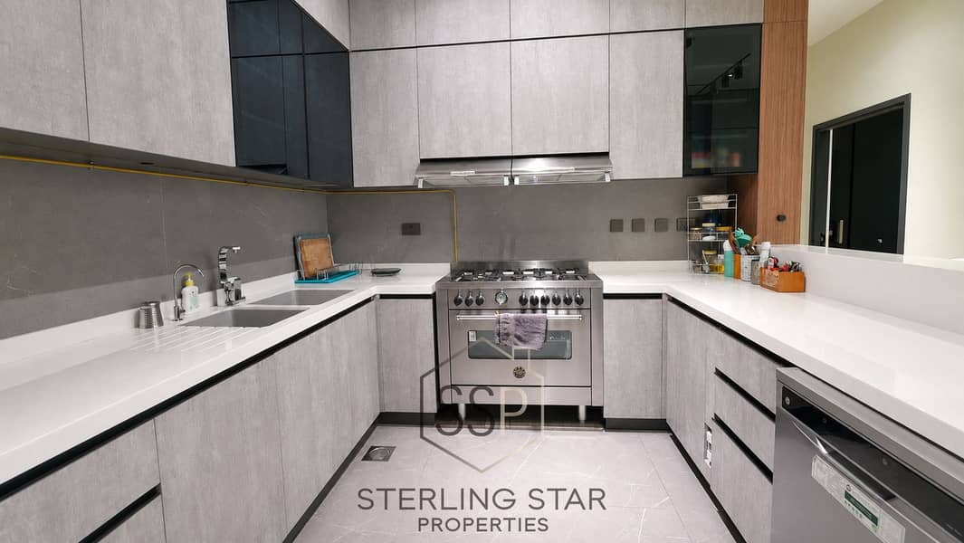 10 05_Kitchen_Close_Enhanced. png