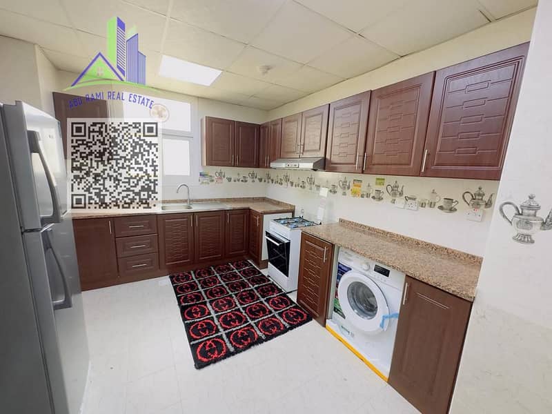 4 dcfef90c-d3bc-4eab-a276-168bf0cad559. jpg