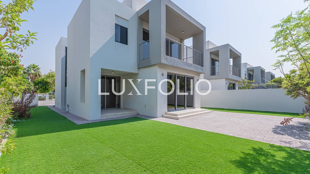Large Plot | Well Maintained | Vacant Large Plot | Well Maintained | Vacant