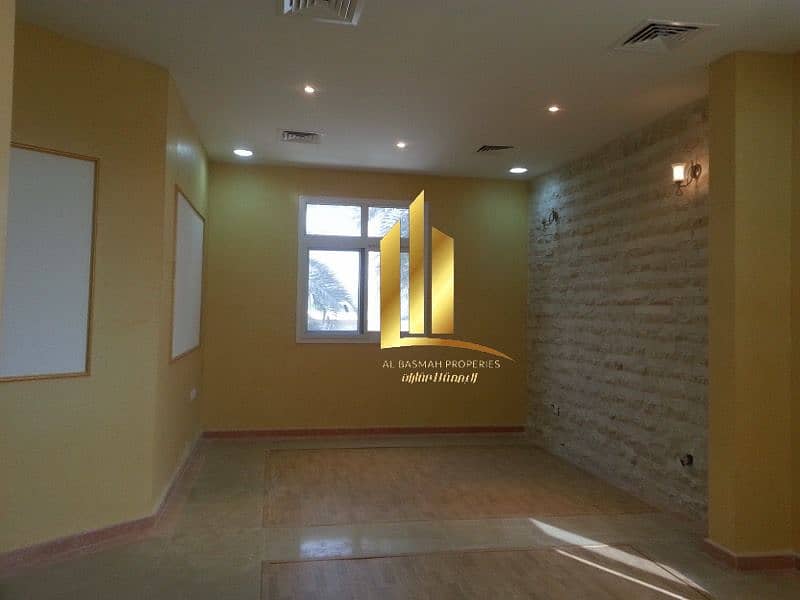 29 fc938544-bed5-40f0-ae27-cf9737750221. jpg