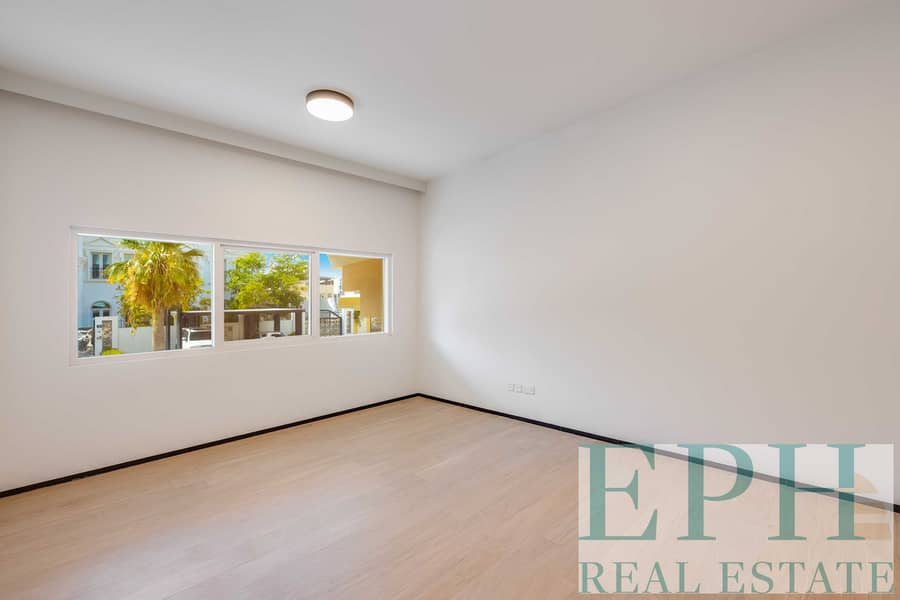 10 MASTER BEDROOM. jpg