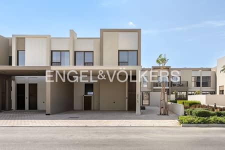 4 Schlafzimmer Townhouse zum zum Verkauf in Villanova, Dubai - Reihenhaus in Villanova,La Violeta,La Violeta 2, 4 schlafzimmer, 4200000 AED - 15995169 4 Schlafzimmer Townhouse zum zum Verkauf in Villanova, Dubai - Reihenhaus in Villanova,La Violeta,La Violeta 2, 4 schlafzimmer, 4200000 AED - 15995169